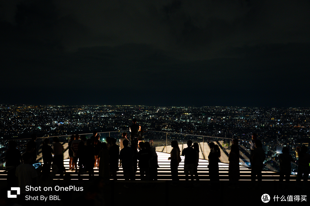 登高远眺东京城市天际线
