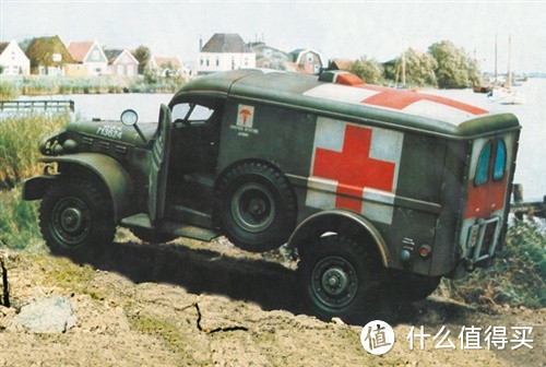 Italeri 1:35 WC54救护车模型板件封绘，货号0226，发售于1981年。