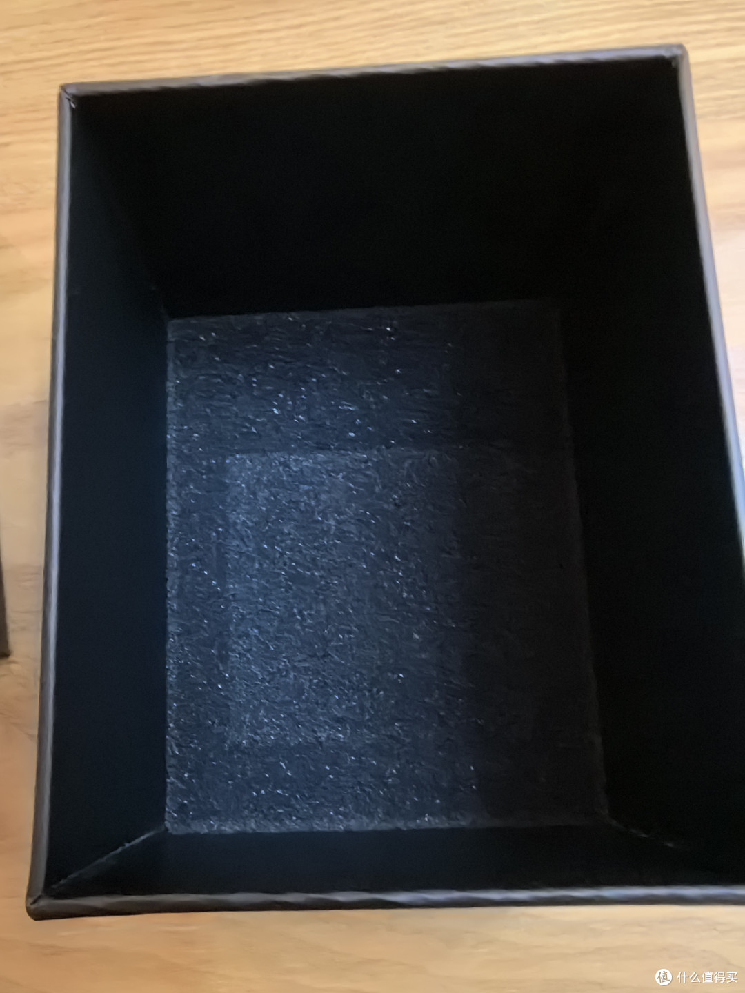 盒盖的缓冲棉