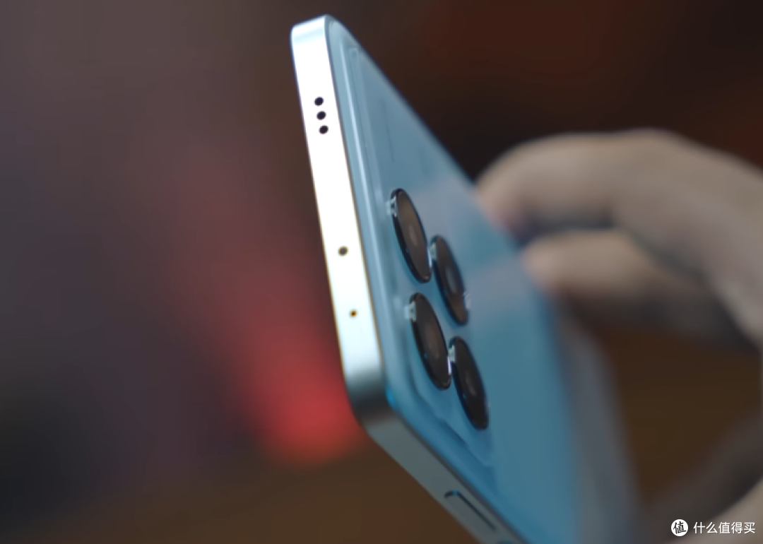 卢伟冰又“放大招”,Redmi新机仅1699元:152万跑分+5500mAh