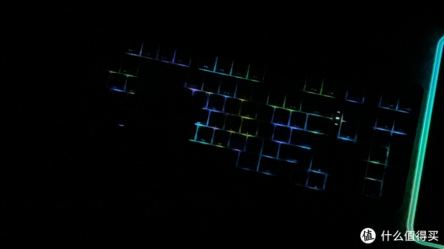 开灯的一瞬间，我就爱了爱了——达尔优a98 天空轴机械键盘一周使用感受分享