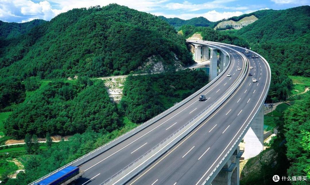 限速120km可以开143km?虽然不扣分,但是要罚款!