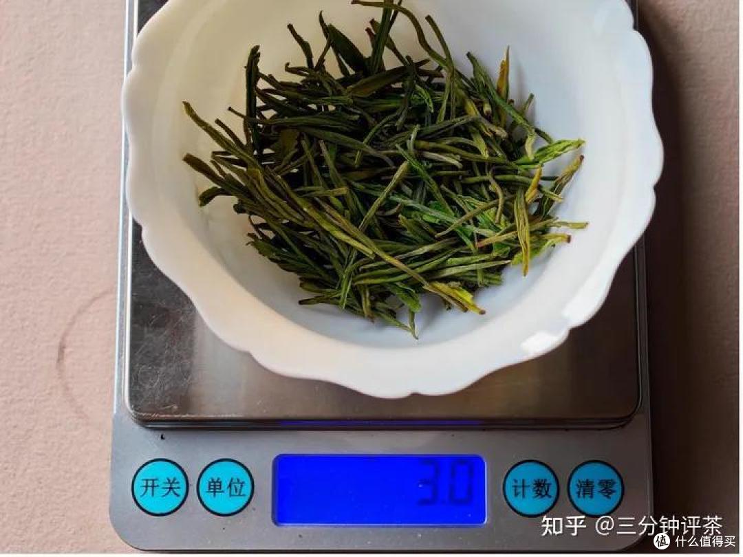 极白的安吉白茶怎么样？极白2023特级安吉白茶品鉴| 一日一茶 [2024/1/12]