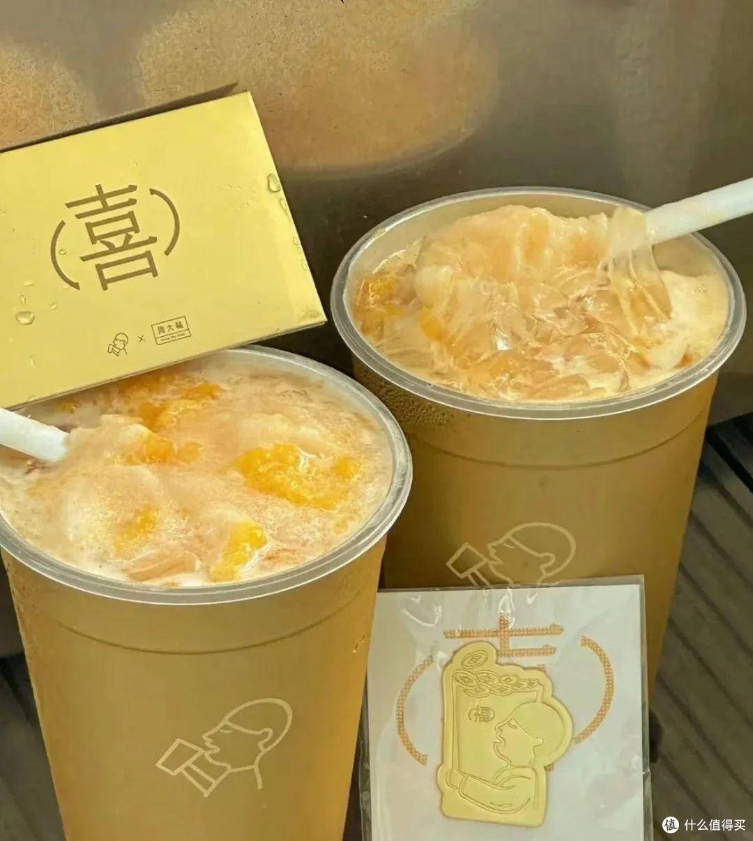 “困”在联名里的喜茶,还能拿捏住年轻人
