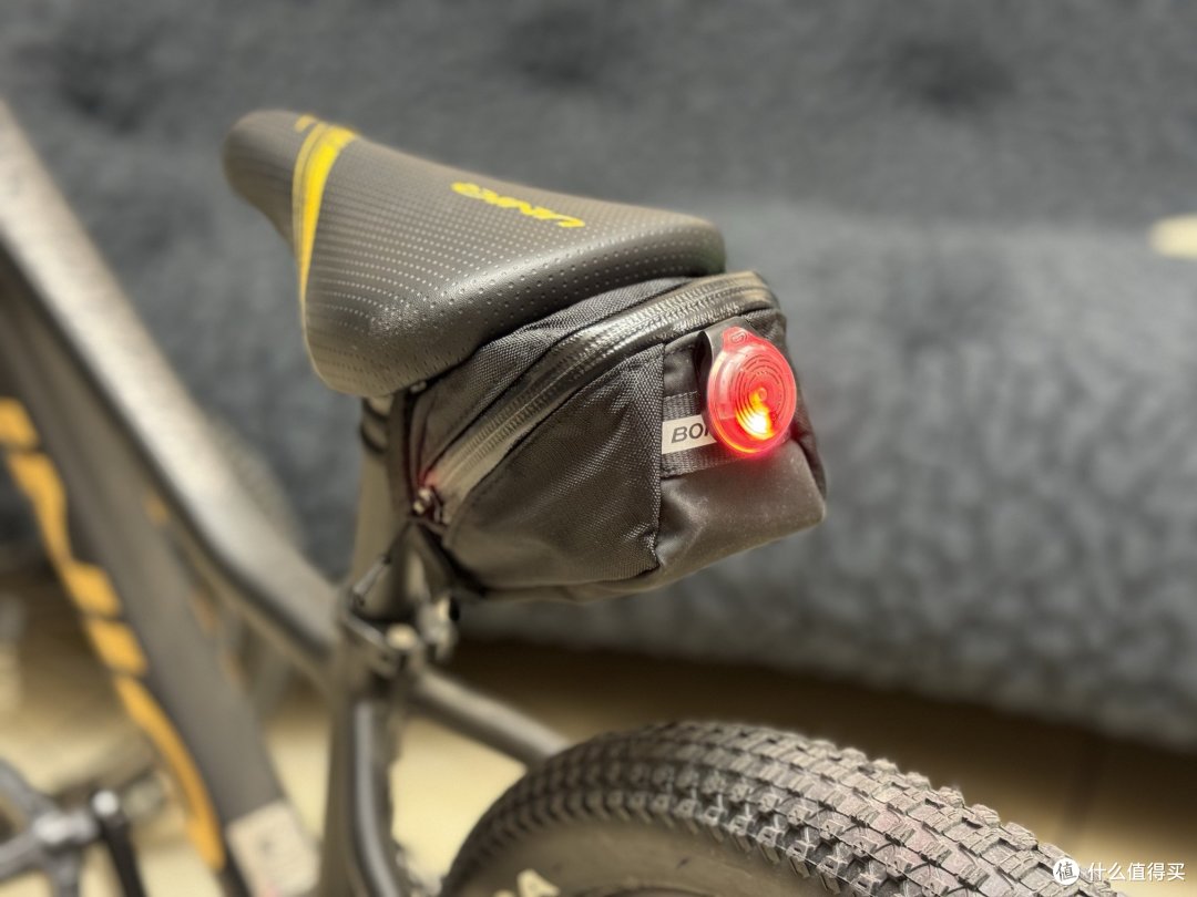 实用便携的颜值装备 - 崔克 Bontrager Elite 车座包