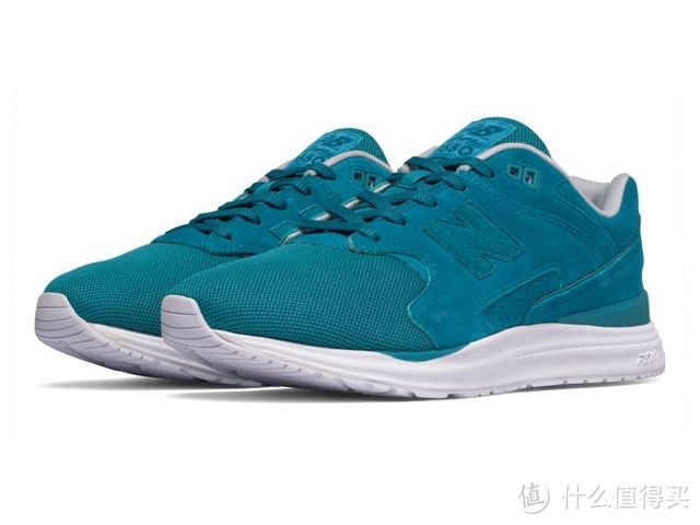 New Balance跑步鞋