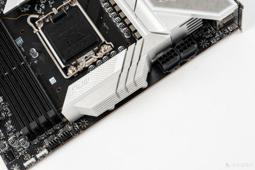 五边形幻境MAX——Z790刀锋钛MAX+4060TI星曜MAX+恩杰H6FLOW装机展示