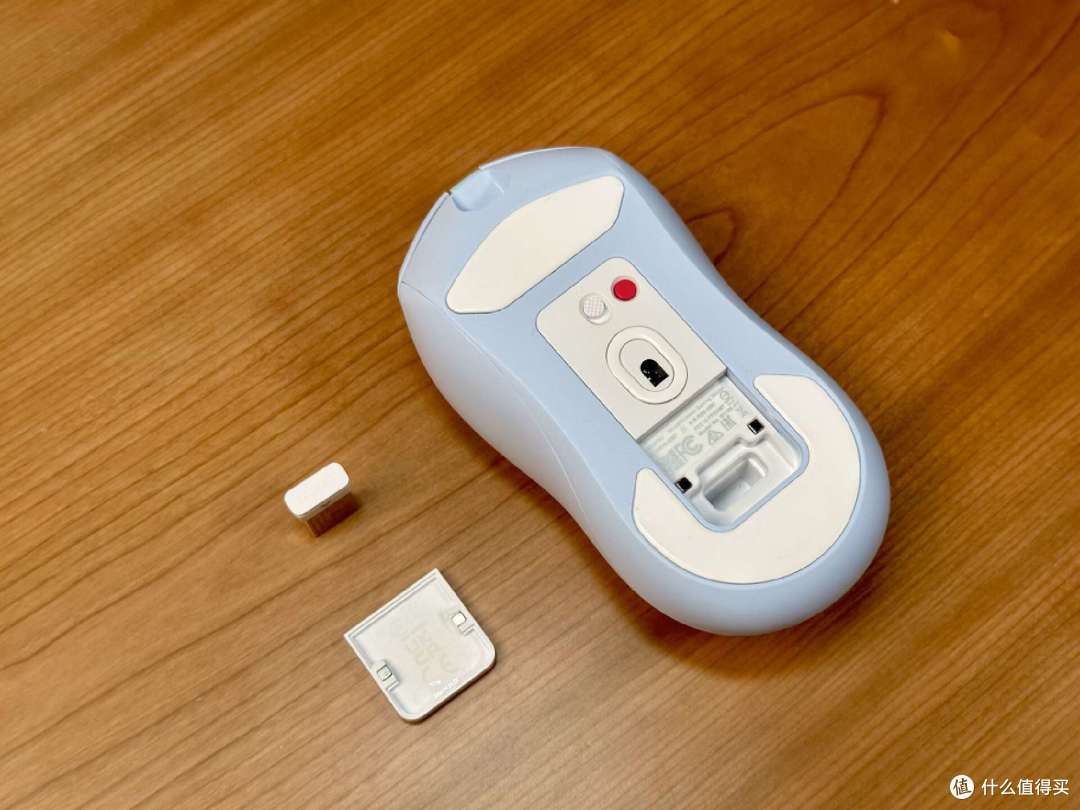 雷柏V300PRO评测:轻量化、高性能双模游戏鼠标