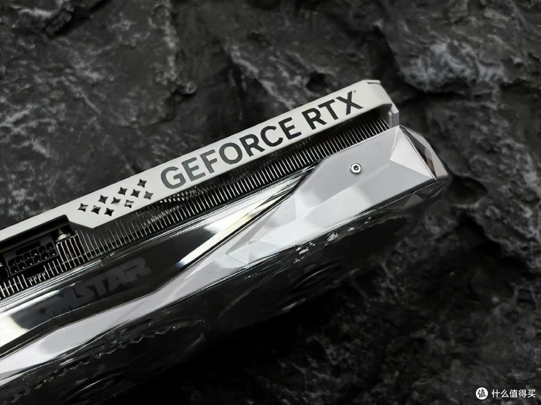 性能真的“Ti”不一样!影驰 GeForce RTX 4070 Ti SUPER 星曜 OC评测!