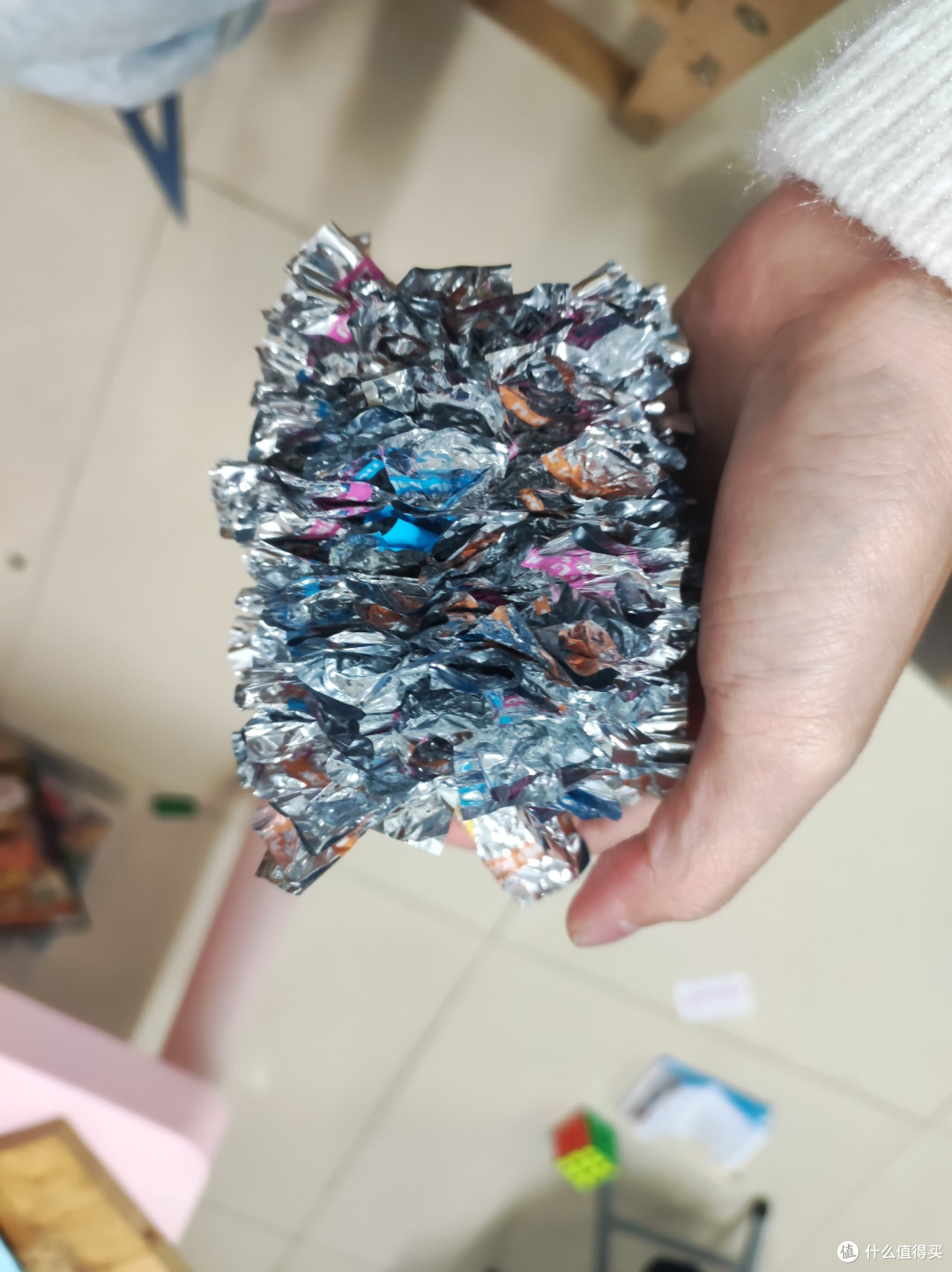 好吃的牛肉粒,吃完糖纸还可以做成纸花