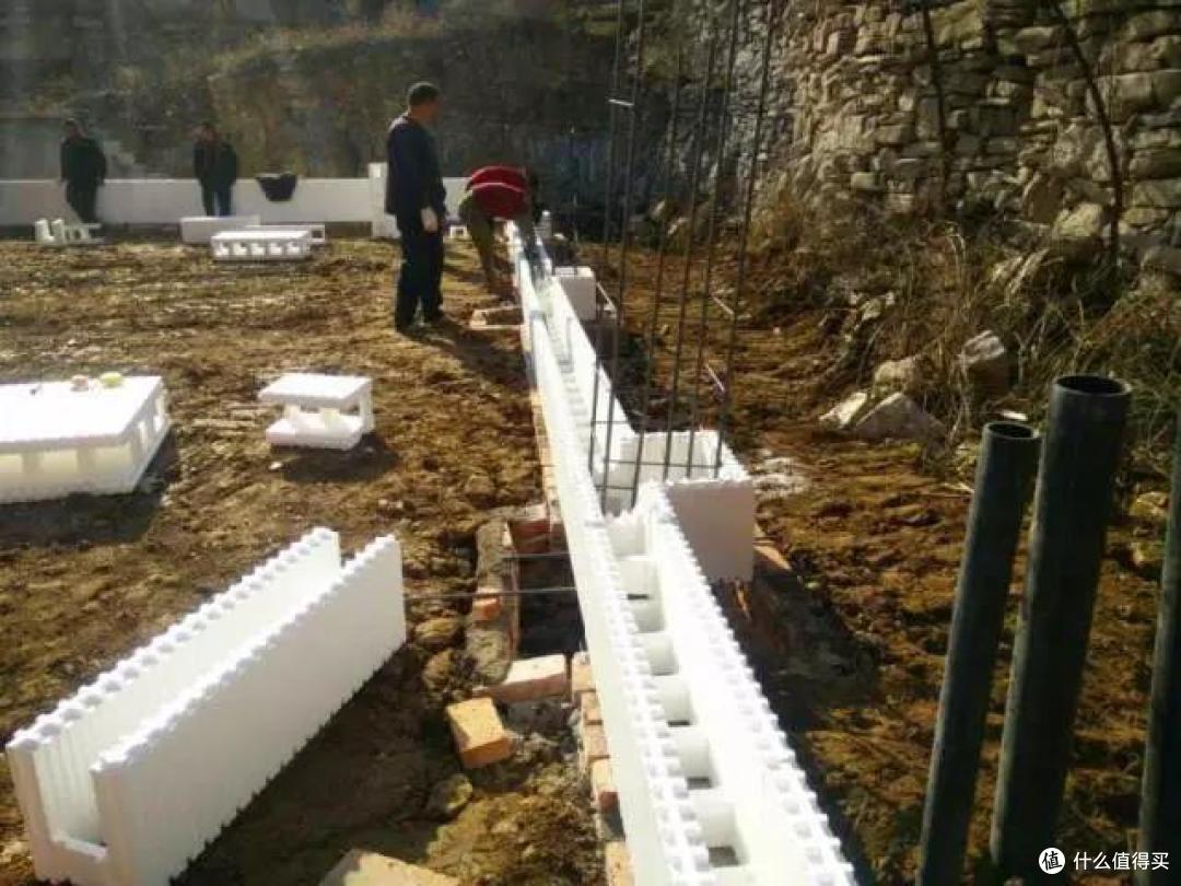 泡沫建房真的好吗?2点弄清泡沫建房,还要知道3个优点和3个缺点