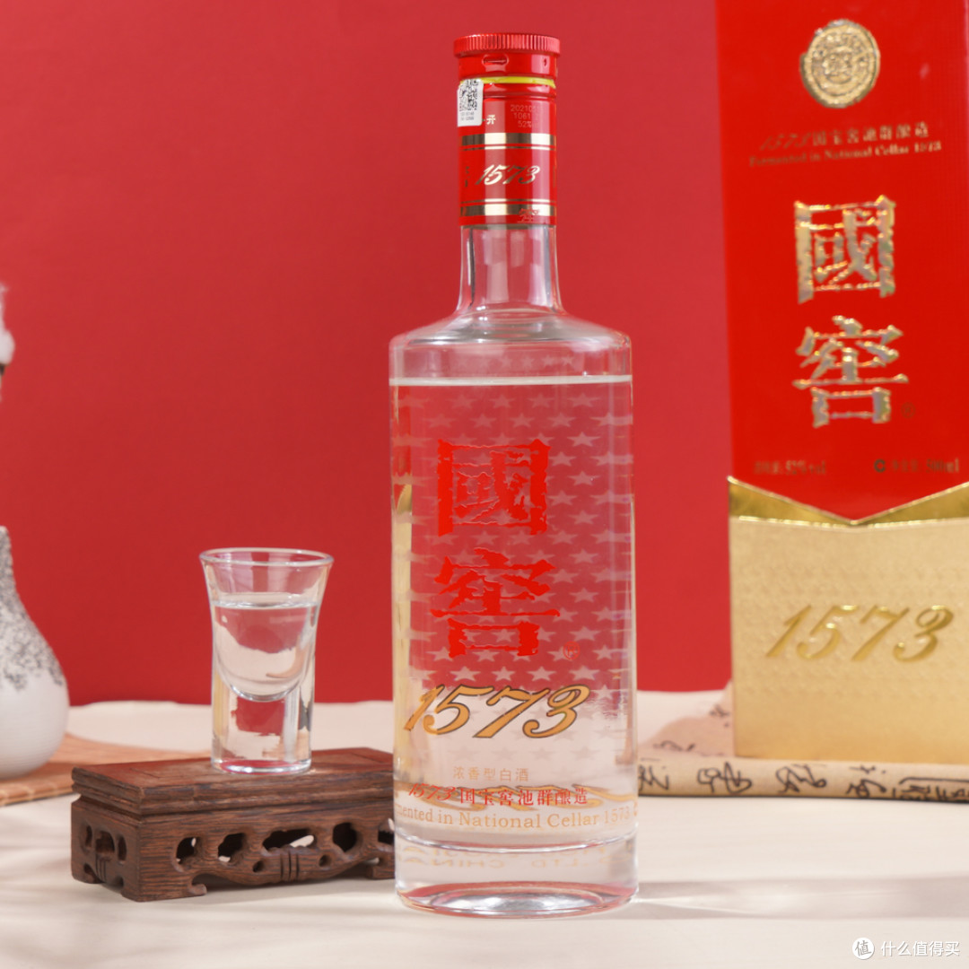 探亲访友带上美酒佳酿,有泸州老窖更显诚意