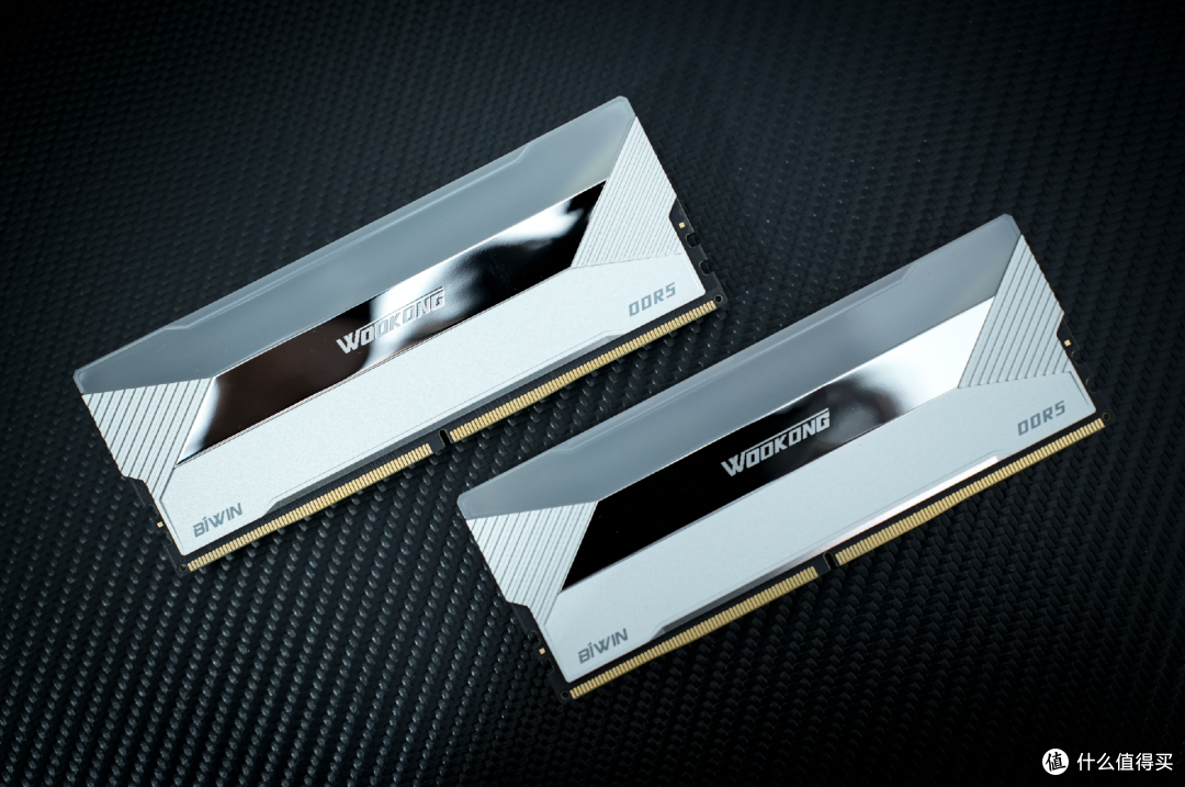 脱下马甲！佰维存储王炸产品月光宝盒——WOOKONG DX100 DDR5内存上手实测