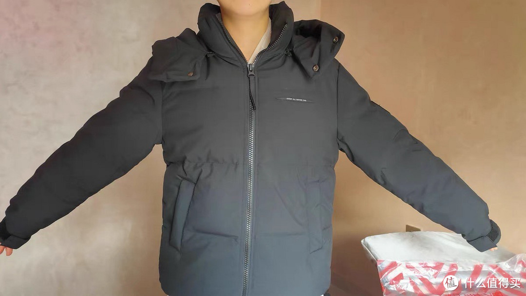 波司登VS鸭鸭,谁才是冬季男装羽绒服保暖之王?