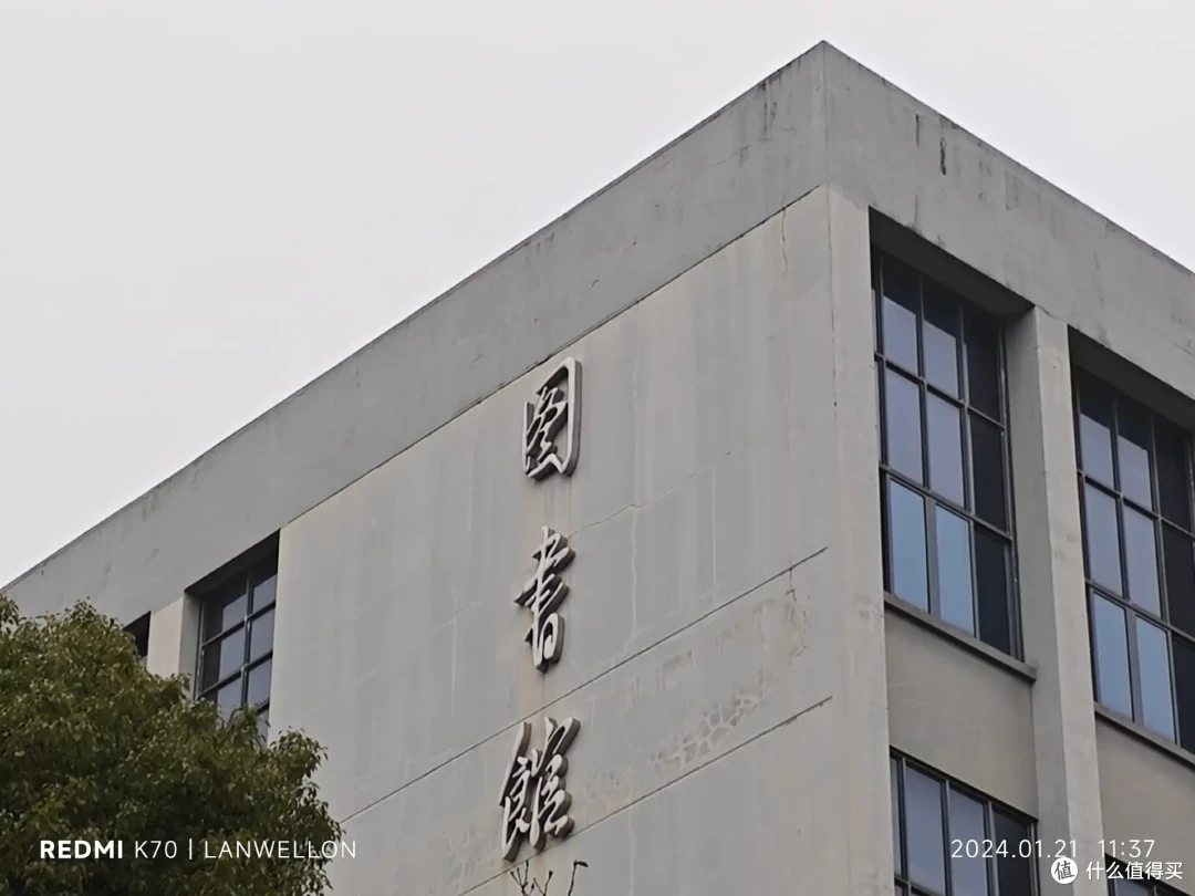 21组样张/3对焦段/6大场景深度对比:告诉你一加Ace3与Redmi K70拍照谁更强