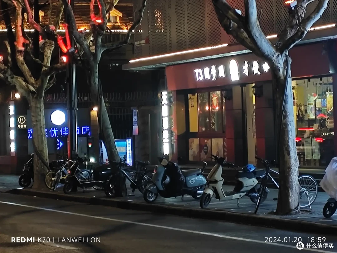 21组样张/3对焦段/6大场景深度对比:告诉你一加Ace3与Redmi K70拍照谁更强