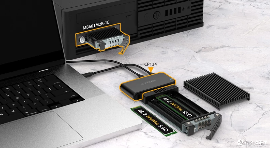 【概念产品CP134】 USB4 转 U.2/U.3 NVMe SSD 硬盘读取器