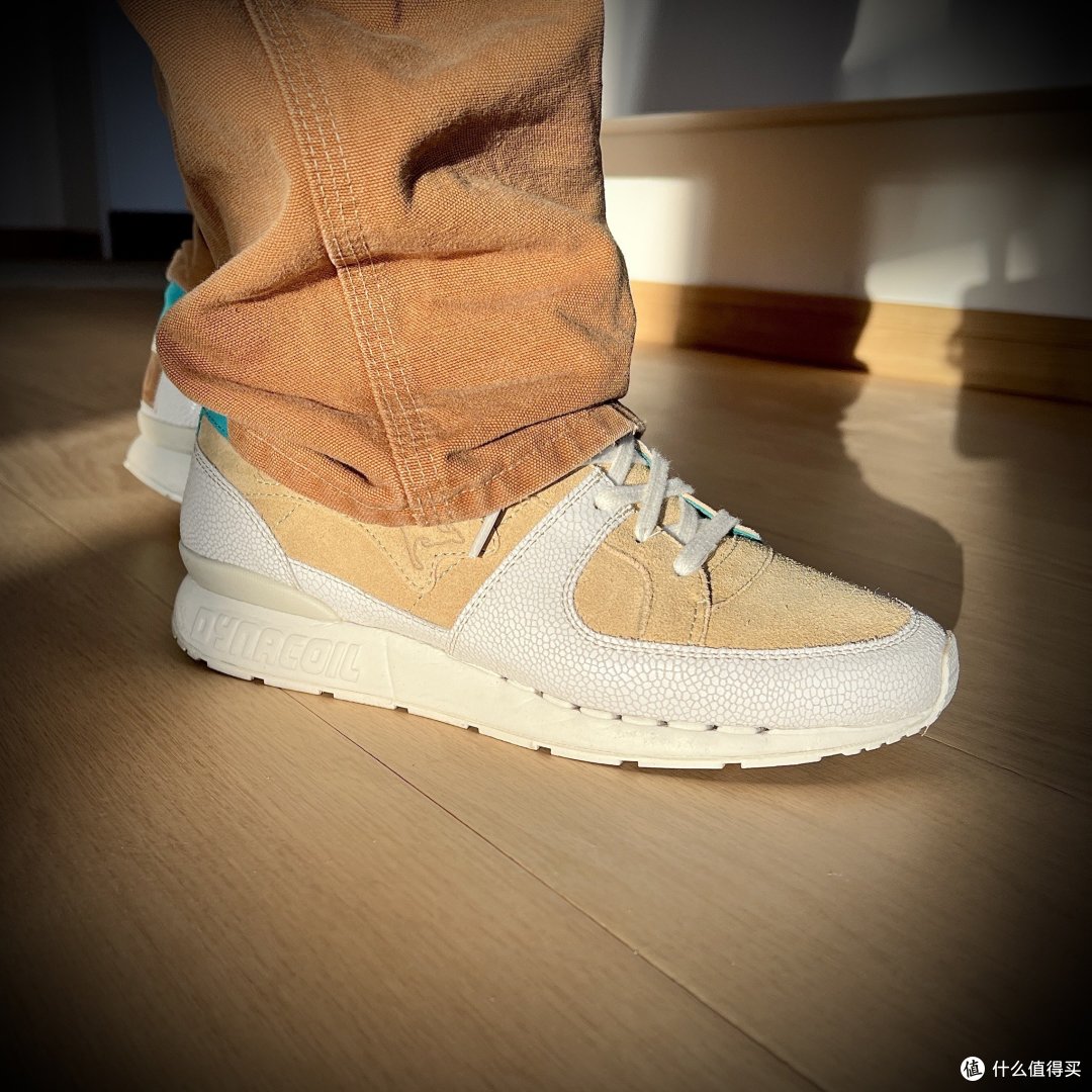 Hanon x Kangaroos Coil-R1 "Moonshine"