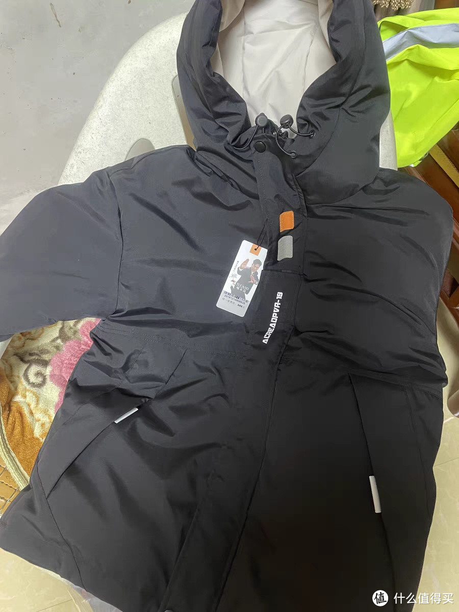 啄木鸟男士加绒棉服,时尚保暖的完美结合!