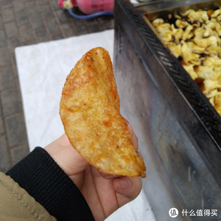 舌尖上的麻辣诱惑：来自贵州现炸麻辣土豆片
