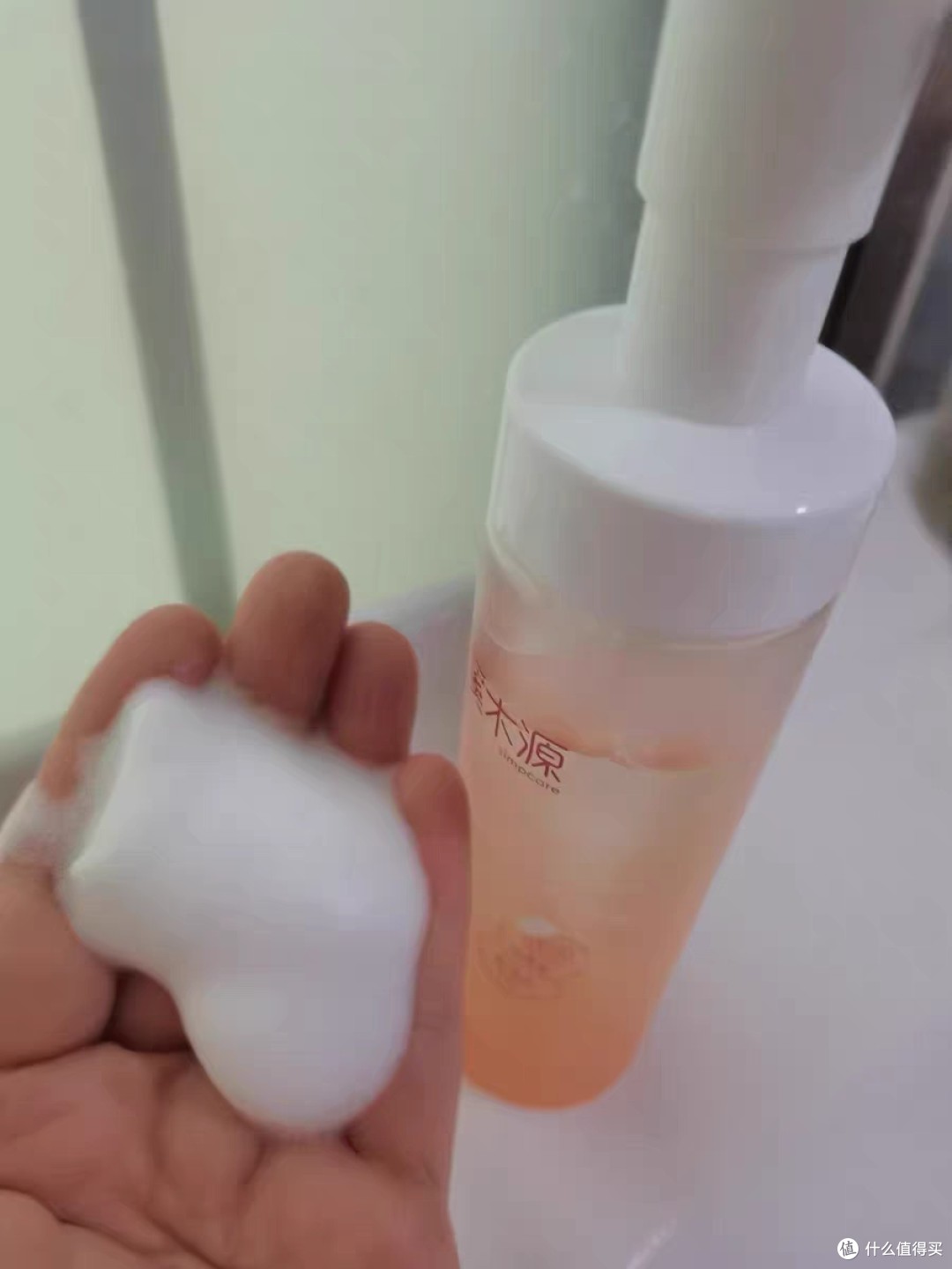 溪木源氨基酸洗面奶,让肌肤焕发青春的秘密武器!