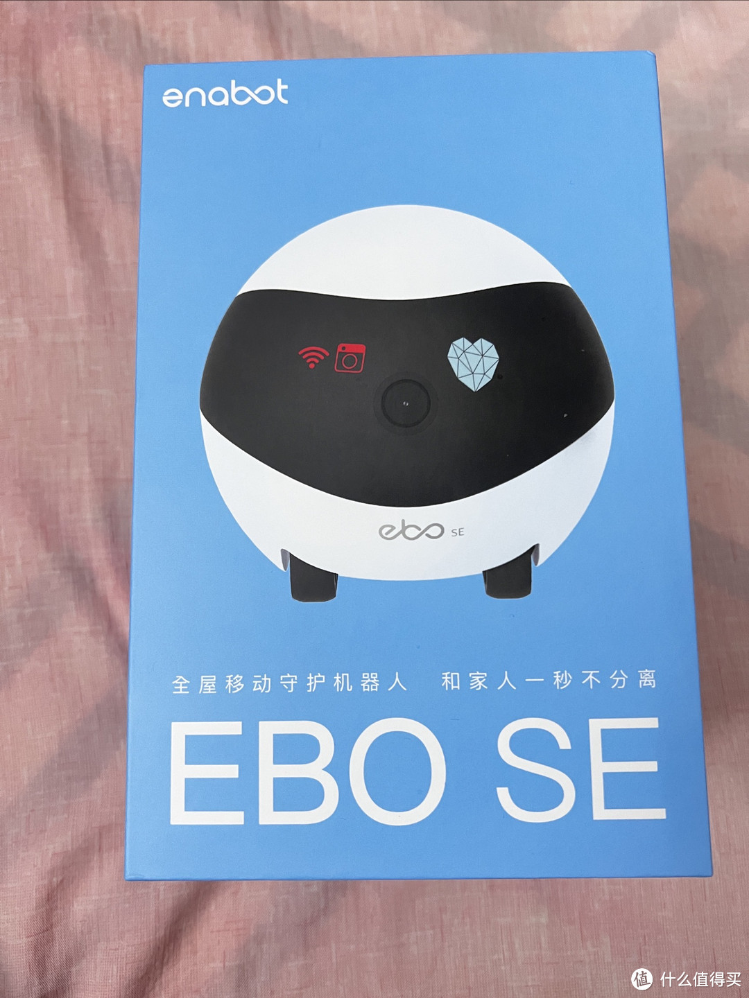 EBO SE 全屋移动监控摄像头：小身材大用途，守护家人宠物的智能安防利器
