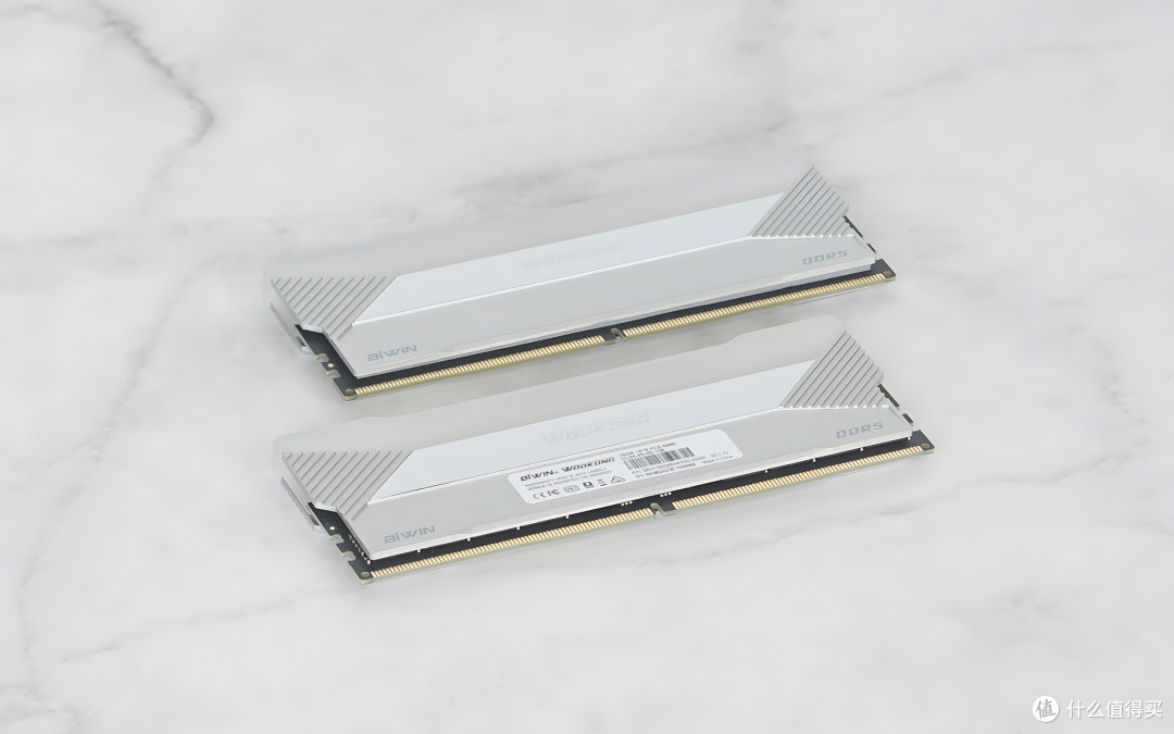 白嫖内存30%性能提升,佰维WOOKONG DX100 DDR5 RGB内存条测评!