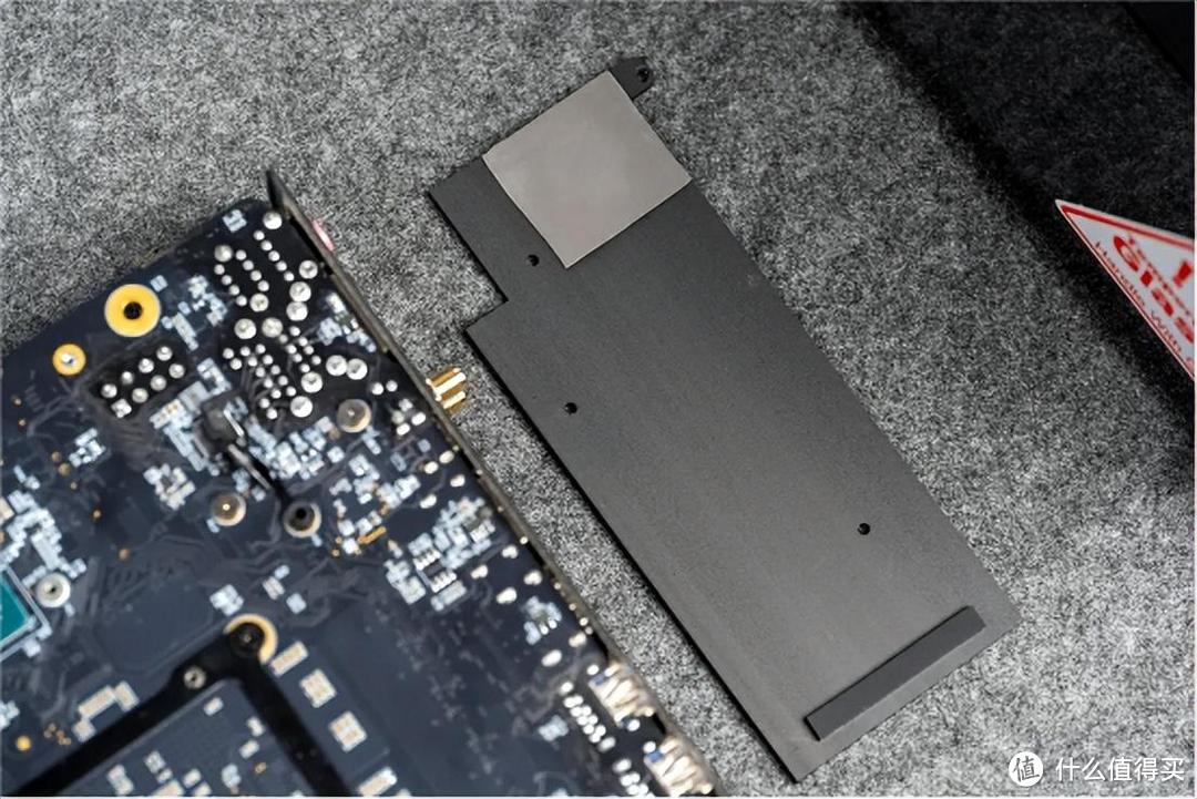 ITX主板集成i9-13900HX，24核心32线程缝合怪，铭凡AR900i评测