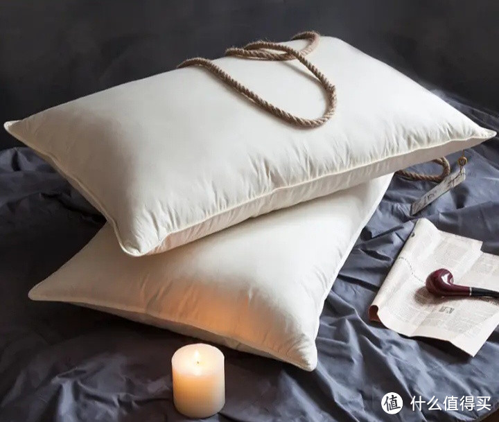 睡觉就要好枕头，羽绒枕和棉枕头，你们选哪个？