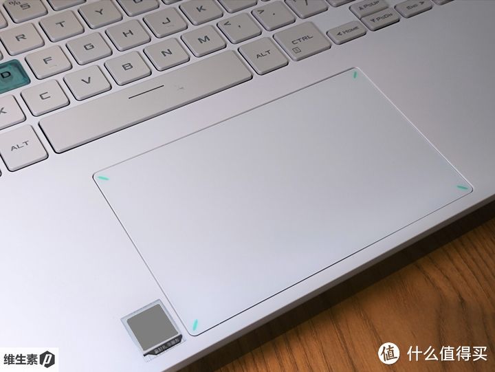 华硕天选 5 Pro 怎么样?真机首发测评 --- 至尊处理器 大屏窄边框 高颜值高性能的二次元游戏本