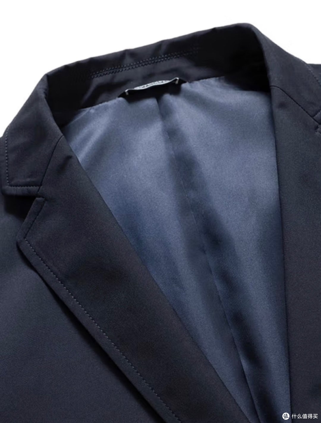 穿上“七匹狼西服”、你就是焦点