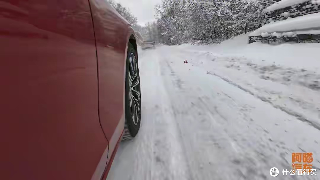 自驾去东北要不要换雪地胎，刚从哈尔滨回来，值哥告诉你怎么开