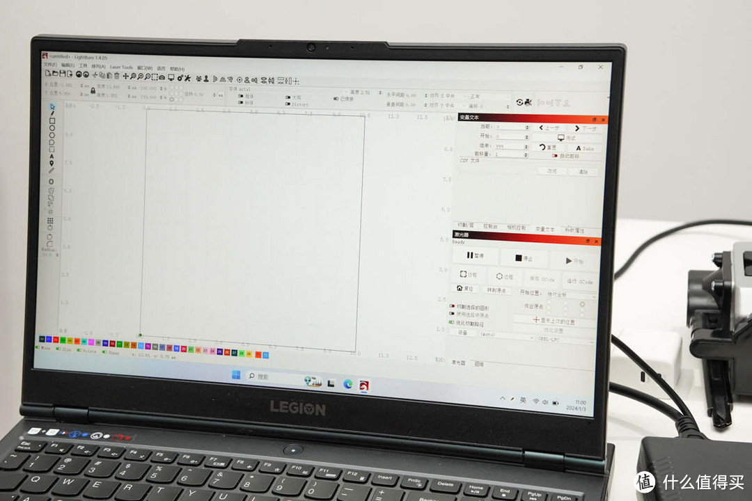 开箱 AlgoLaser Delta 激光雕刻机：开放式激光雕刻，即时图像更快速