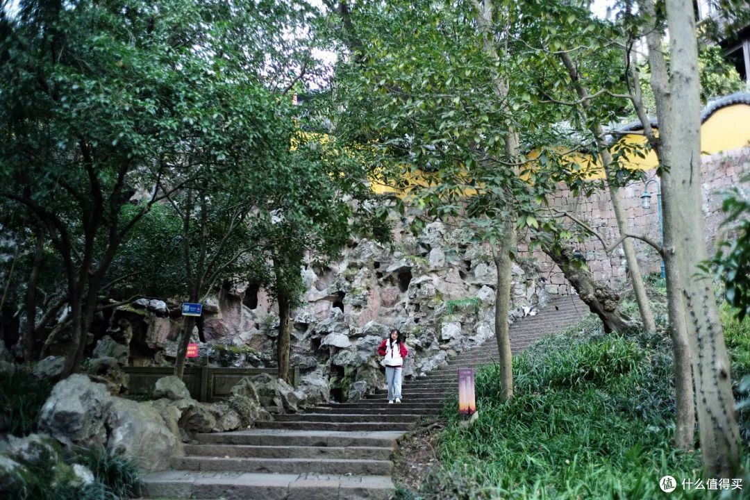 杭州寺庙都成了网红?这个西湖边的道观才是清净地!