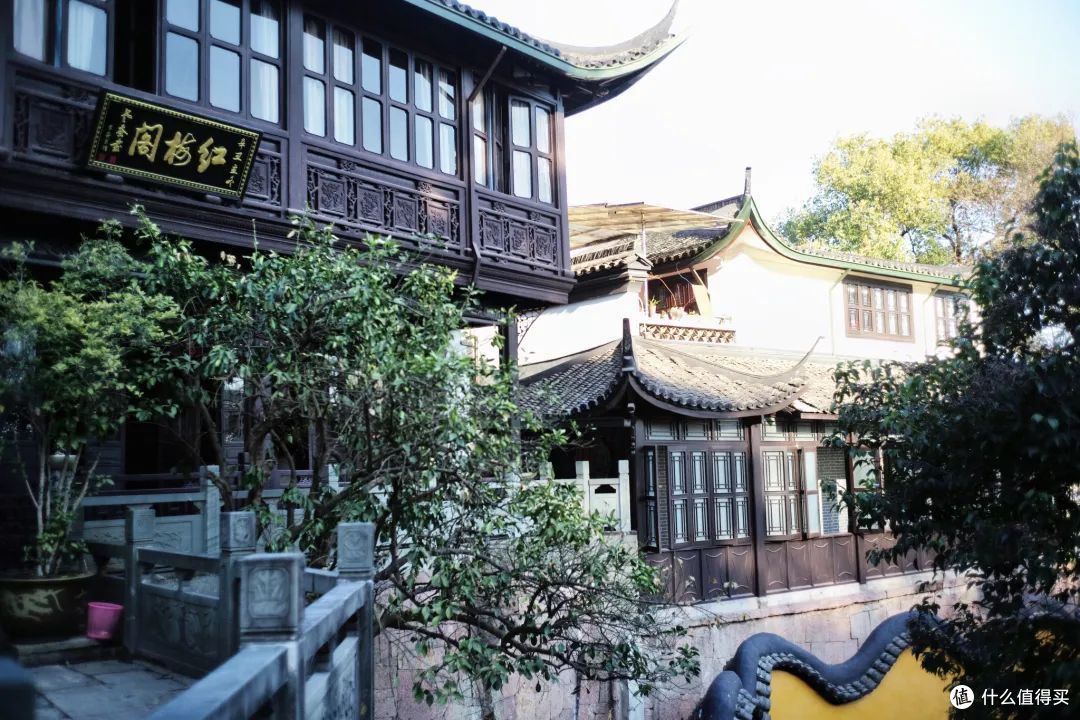 杭州寺庙都成了网红?这个西湖边的道观才是清净地!