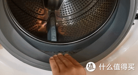滚筒洗衣机为何“跌下神坛”，不再受欢迎？过来人道出5个原因！