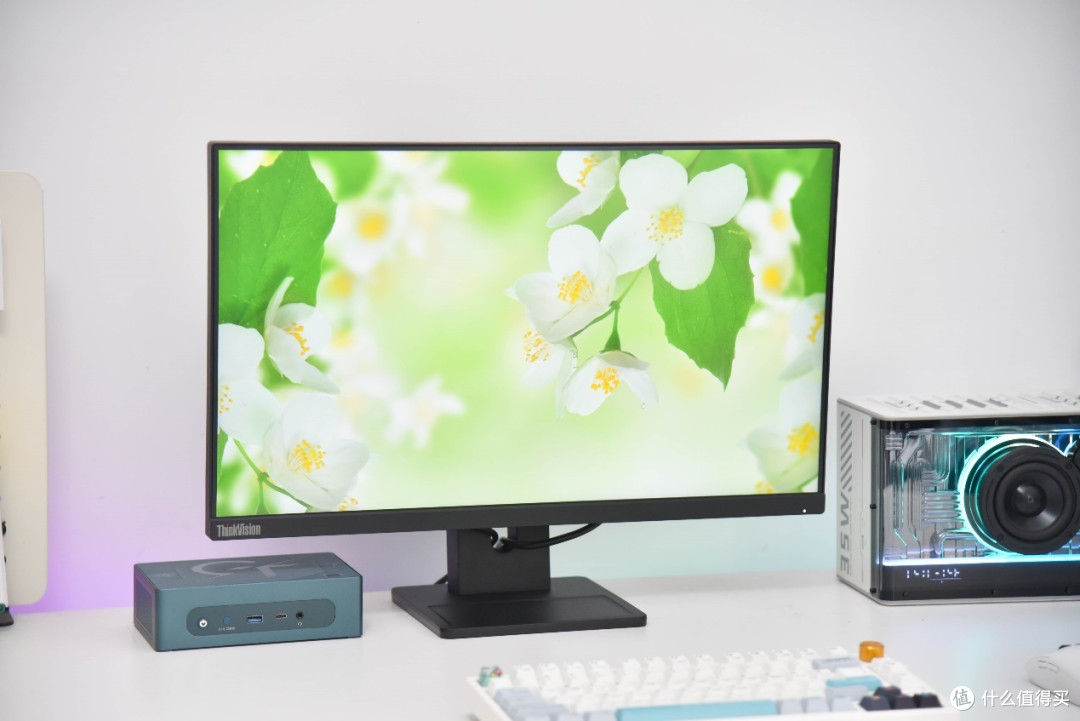 商务显示器里的全能选手,联想E24q-30体验,桌面显示器就这么定
