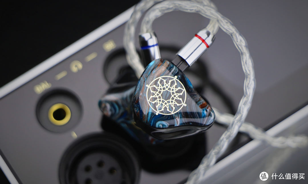 类似音响系统调音风格的入耳式耳机,SWEEAR SR11旗舰HiFi耳机评测