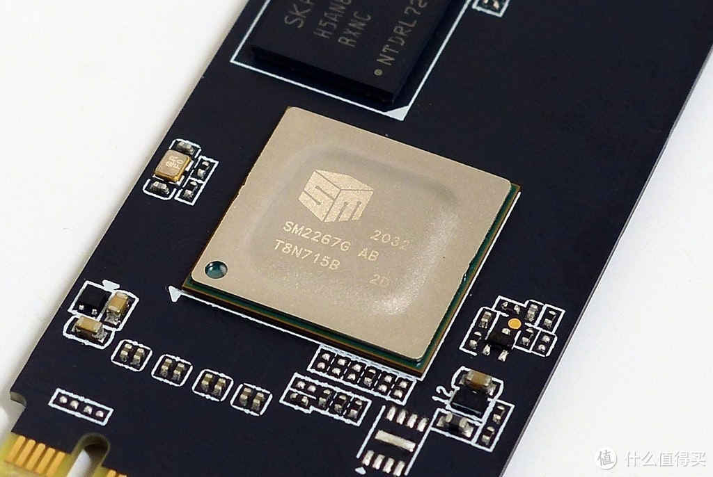 SM2267G芯片，670p的主控基于它定制而来