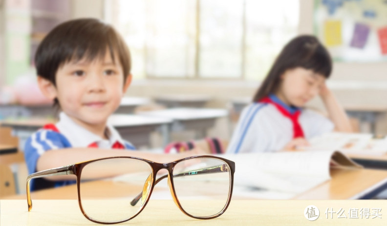 宝宝视力什么时候＂定型＂？别忽略光对视力的影响，保护视力从4点做起