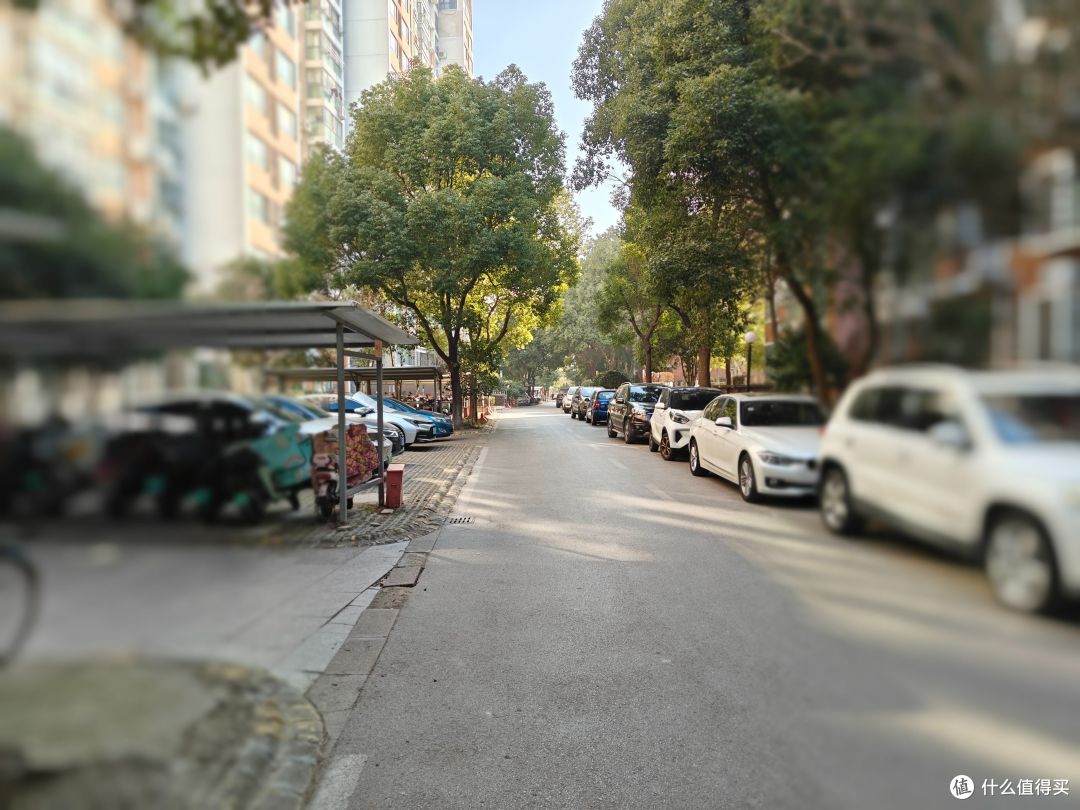 旗舰镜头+旗舰算法,一加 Ace 3 拍照效果究竟如何?实拍验证
