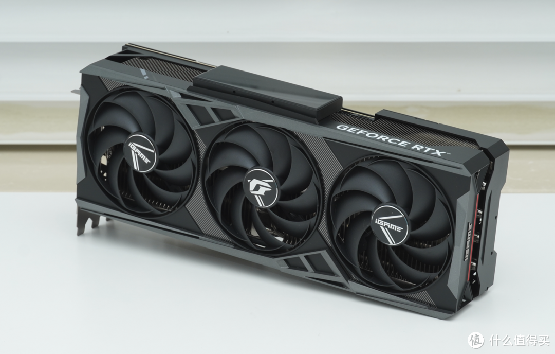 加量反而减价？！七彩虹iGame GeForce RTX 4080 SUPER Vulcan OC首发测评