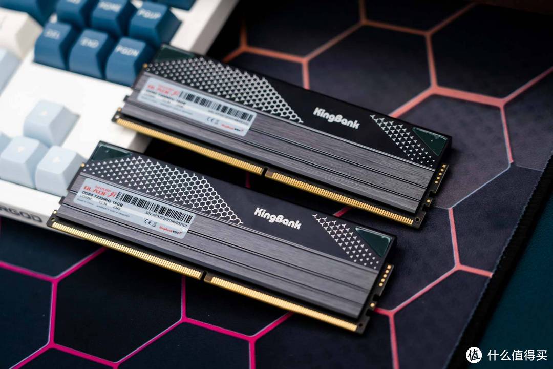 金百达星刃DDR5 7200MHz套条评测:堆料狠,性能再提升加量不加价