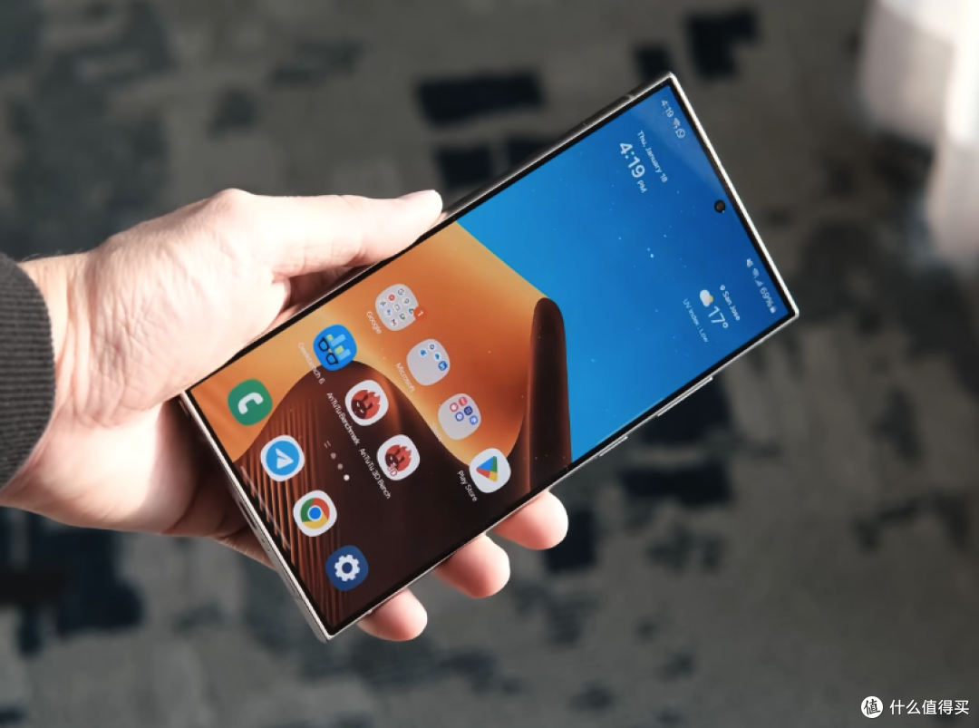 三星GalaxyS24UItra评测,更“直”也更强了,小贵但配得上机皇