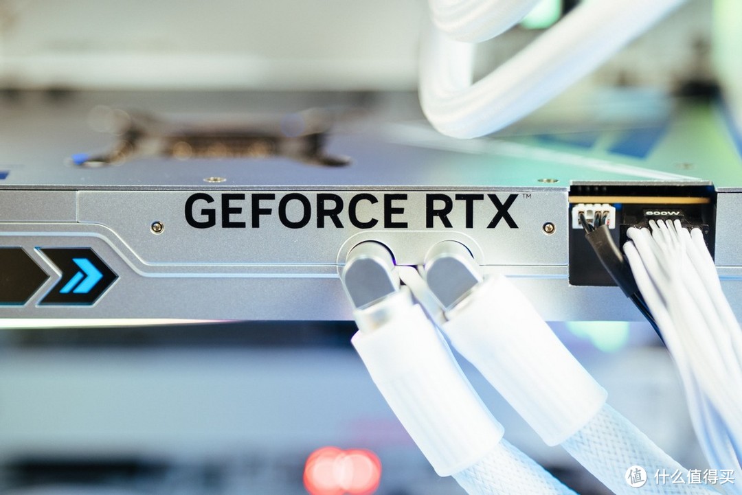 iGame RTX 4080 SUPER Neptune OC评测:一体式水冷标杆之作,制霸游戏与AI