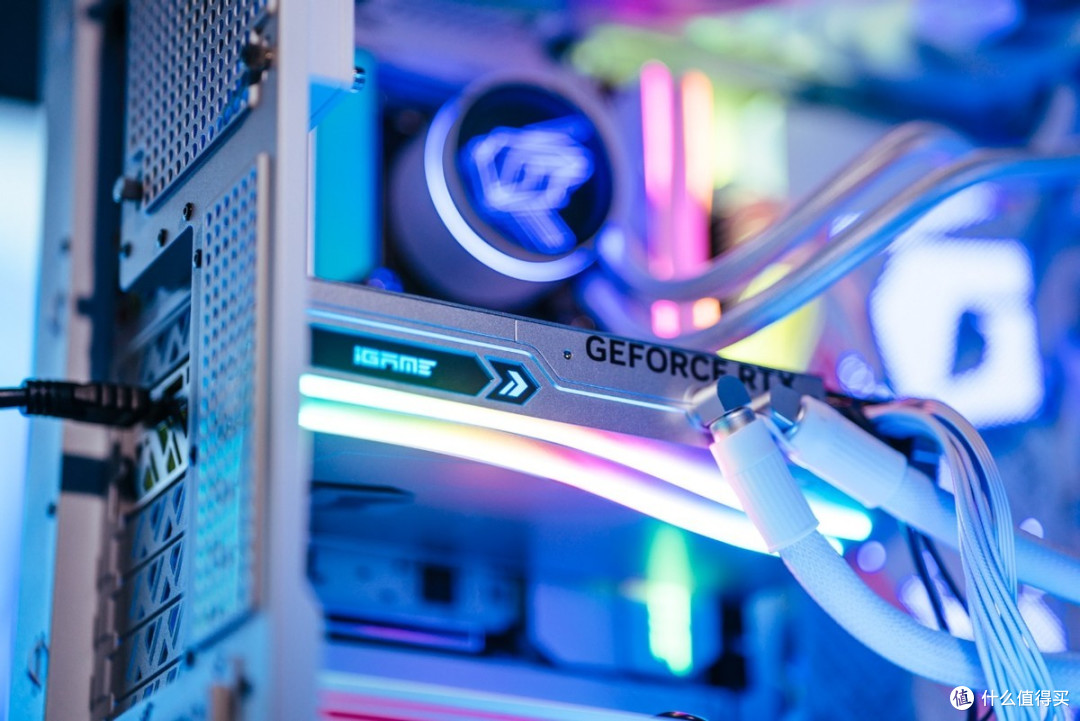 iGame RTX 4080 SUPER Neptune OC评测:一体式水冷标杆之作,制霸游戏与AI