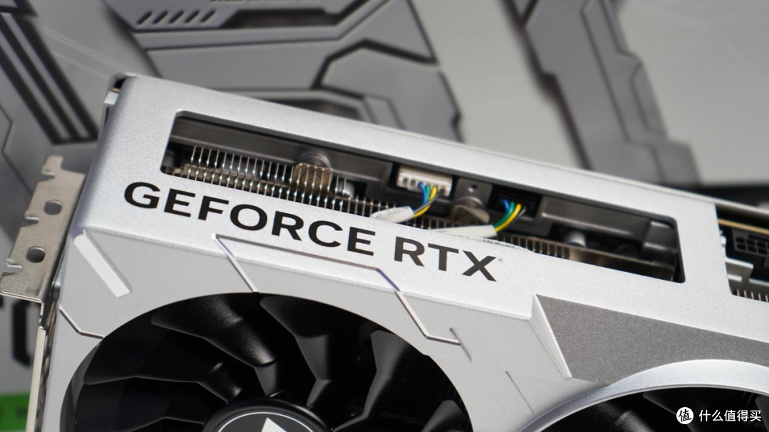 影驰RTX 4080 SUPER金属大师显卡评测:加量还降价,这一波很良心