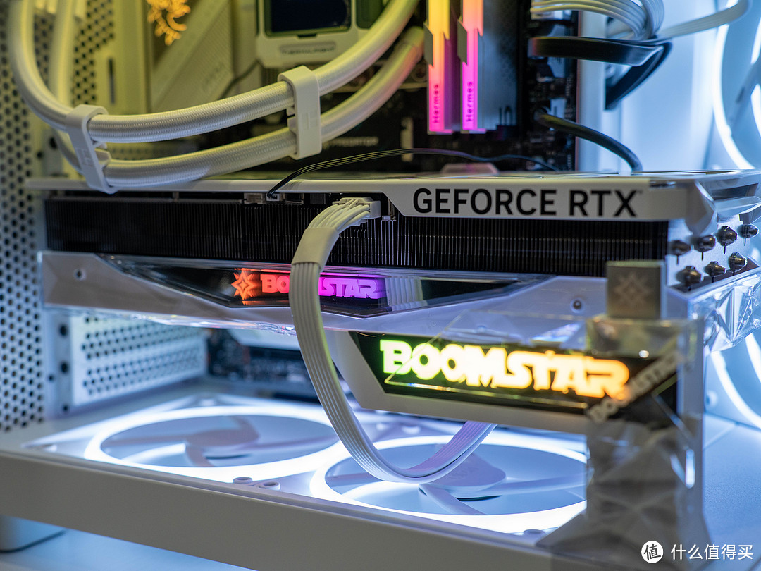 提升有限但价格给力,影驰RTX4080 Super 星曜 OC显卡测评