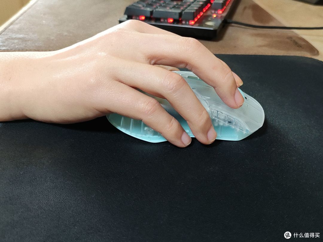 疾速续航王！4KHz无线+8K有线回报率，雷柏VT9Air双高速双模鼠标