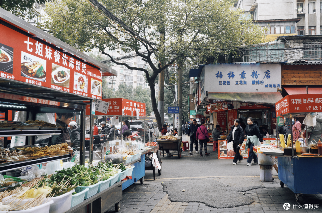 小吃界的无冕之王,我要把奖颁给这座城市!